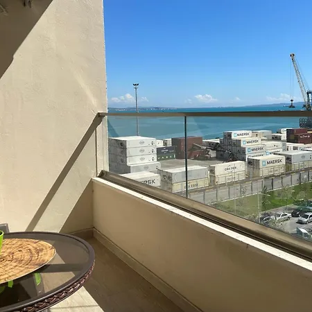 Grandstay Portside Durrës