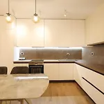 Apartment Grandstay Portside Durrës