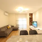 Grandstay Portside Durrës