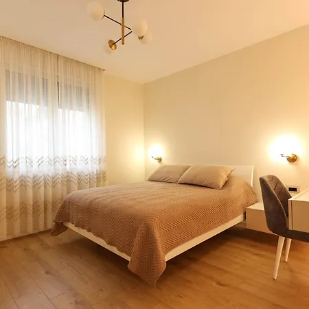 Daire Grandstay Portside *